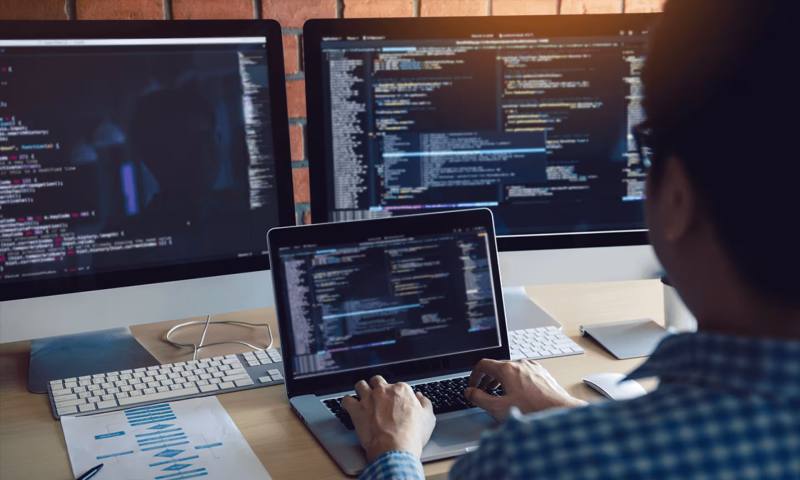 数据科学选型:R与Python如何赋能永春县网站建设?